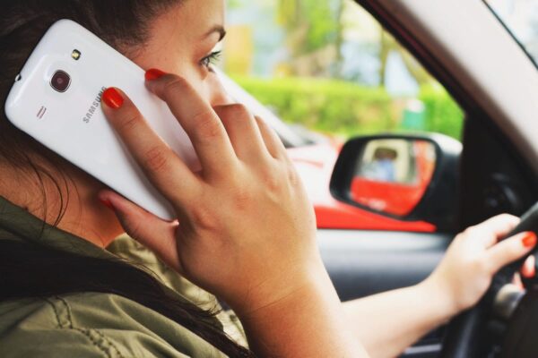 Distracted driving on cellphone